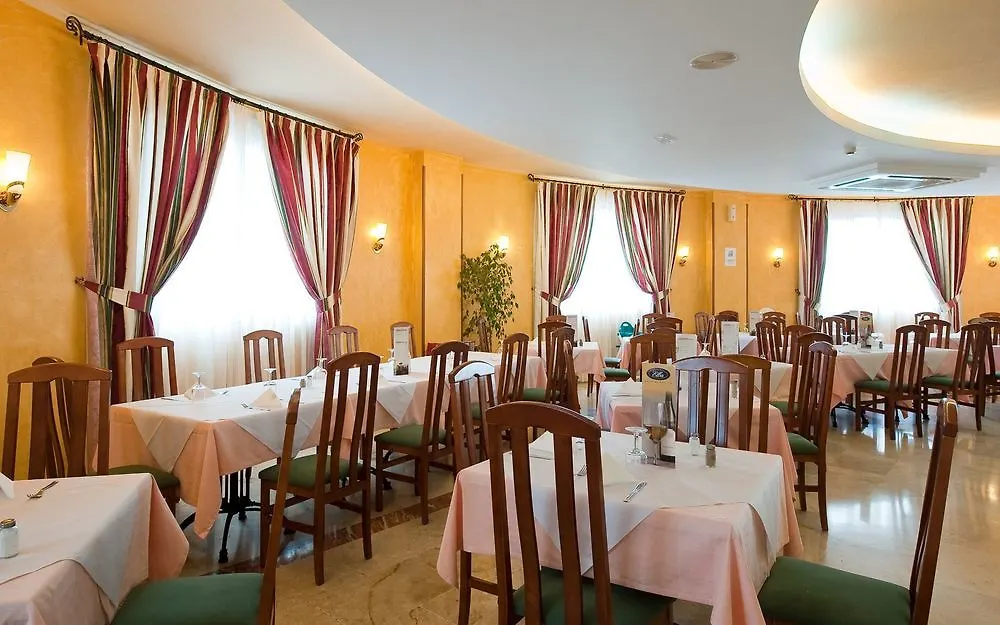 Elba Lucia Sport & Suite Hotel Antigua Apartman